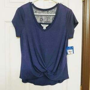 Arizona twist bottom v-neck top